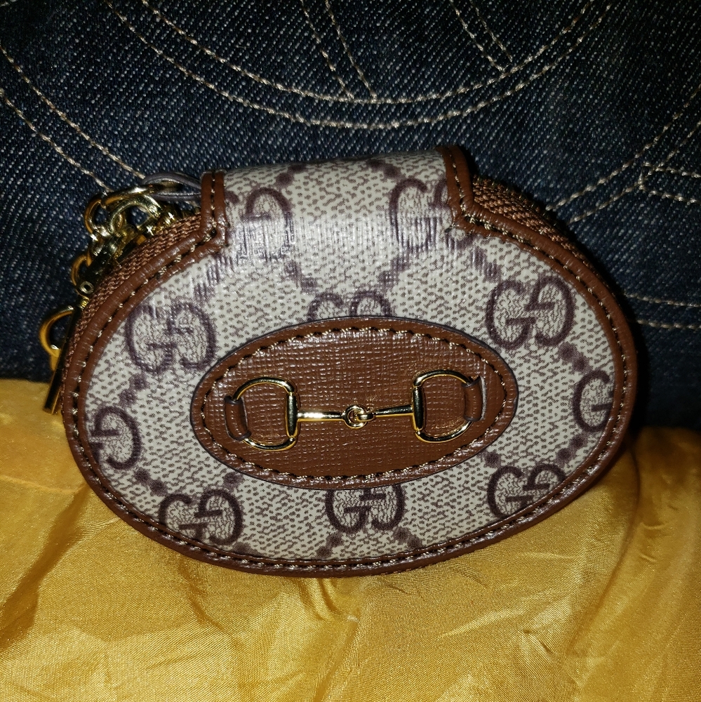 New fashion ear bud case